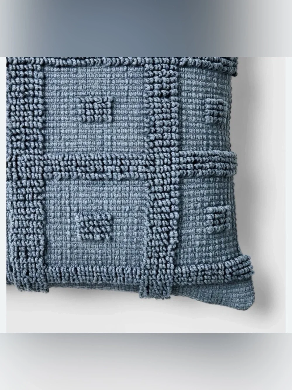 STUDIO MCGEE NWT Tufted Geo Lumbar Throw Pillow -blue